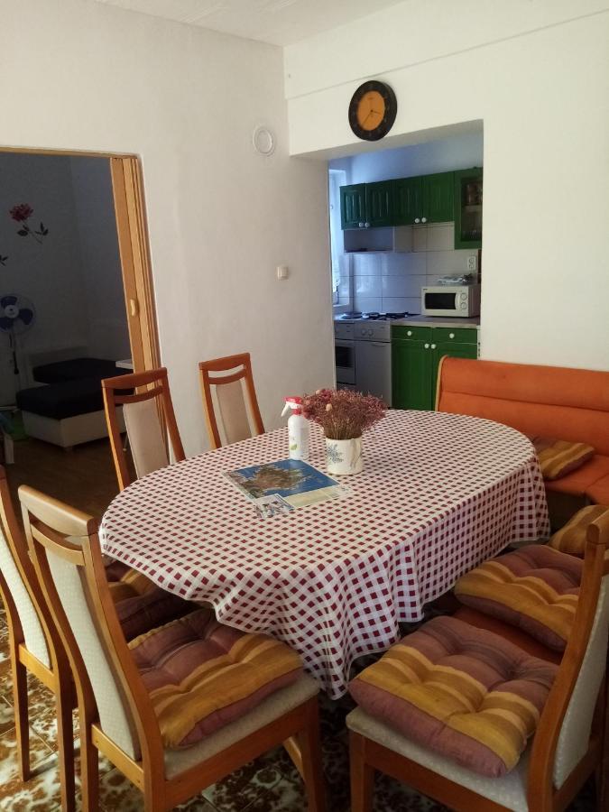 Apartments "Sun-Sea" Lopar Bagian luar foto