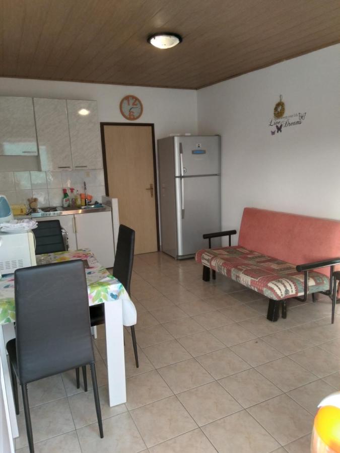 Apartments "Sun-Sea" Lopar Bagian luar foto
